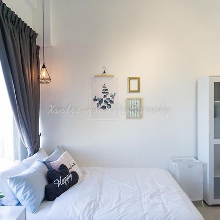 Xandra'S 218 Macalister Suite George Town Extérieur photo
